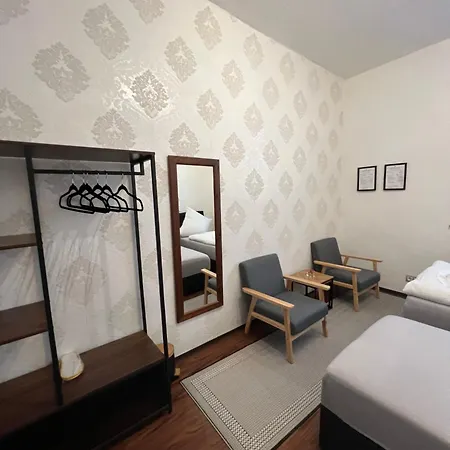 Δωμάτια σε οικογενειακή κατοικία Sahara Hosting 1 *